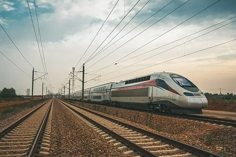 La BEI accorde 365 millions d'euros au Maroc pour développer les infrastructures routières et ferroviaires